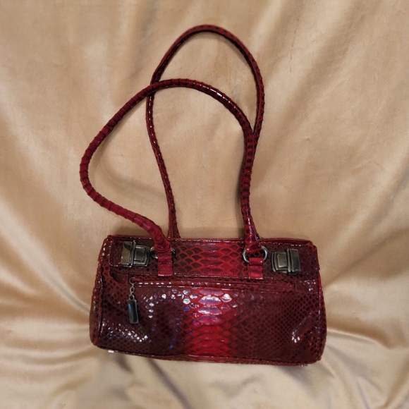 Stuart Weitzman Red Snake Baguette Shoulder Bag - Picture 1 of 6